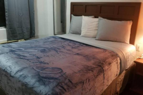 Hotel King Bed Hotel Room 113 Wi-Fi Hot Tub Booking